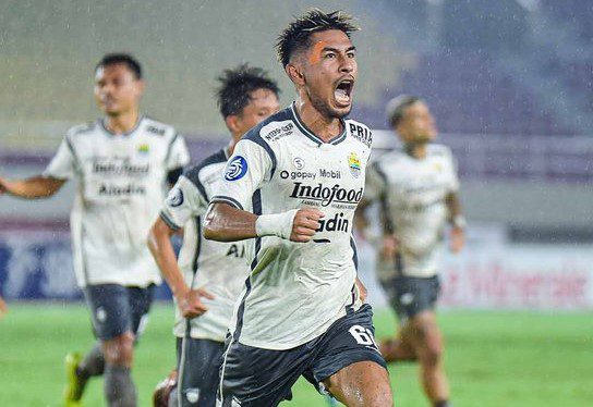 Daisuke Sato, Persib Bandung - Persib