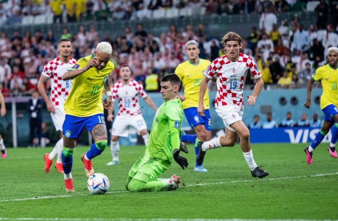 Kroasia vs Brasil, PIala Dunia 2022, Neymar vs Dominik Livakovic - FIFA