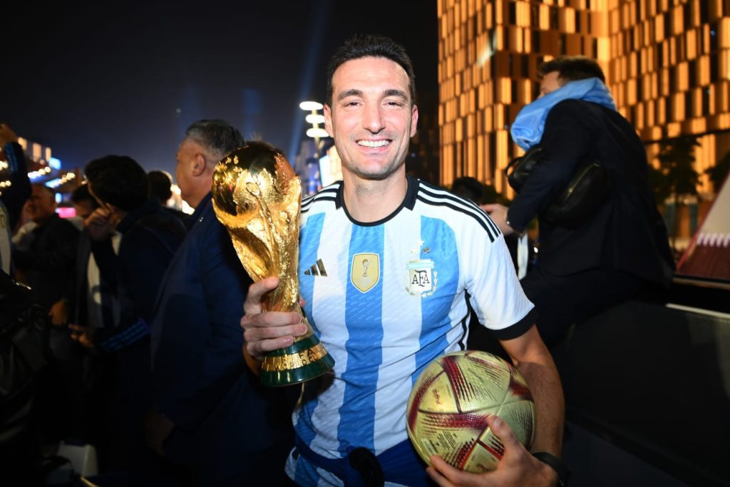 Lionel Scaloni, Argentina Piala Dunia 2022 - Twitter @Argentina (2)