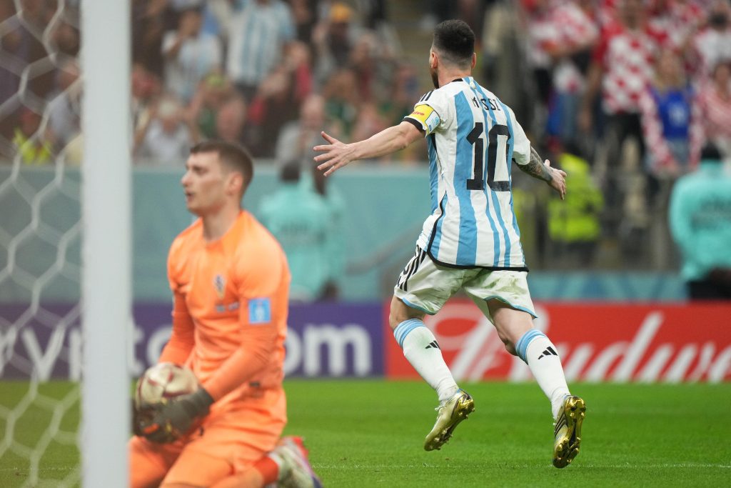Messi Banjir Rekor Usai Bawa Argentina ke Final Piala Dunia