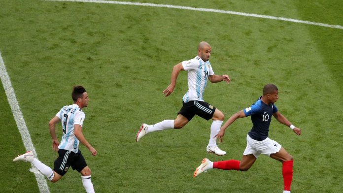 Pemain Prancis Kylian Mbappe saat melawan Argentina di Piala Dunia 2018 - Sky Sports