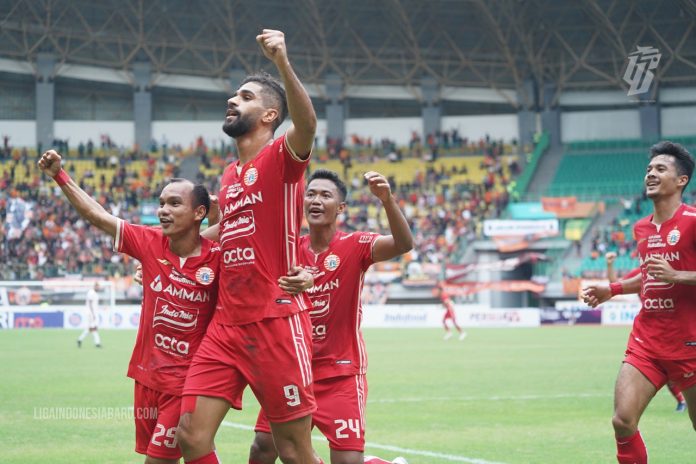 Abdulla Yusuf Helal selebrasi, Persija - Liga Indonesia Baru