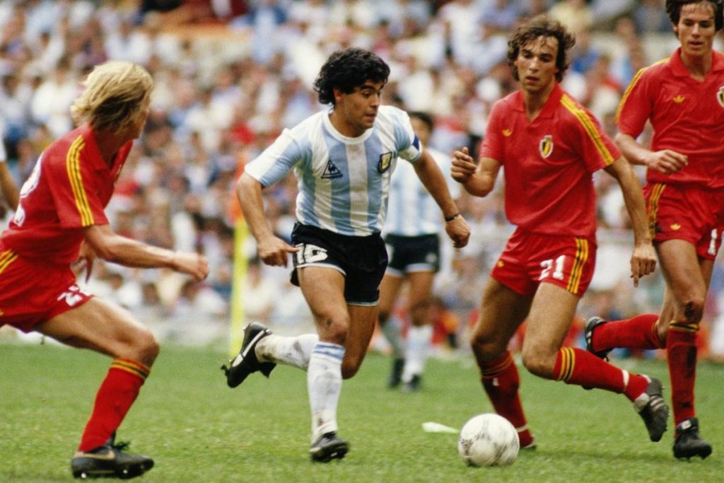 Pemain Legenda Argentina, Diego Maradona - BleacherReport