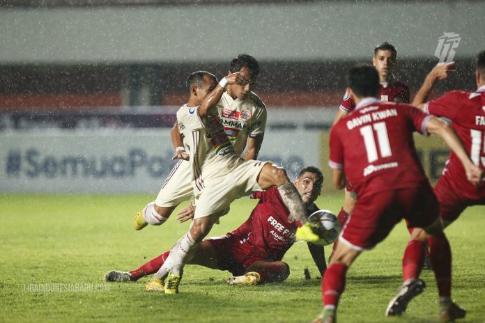 Persis Solo vs Persija - Liga Indonesia Baru