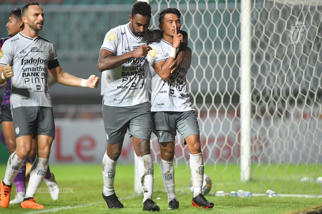 Selebrasi Sandi Sute, Bali United - Liga Indonesia Baru