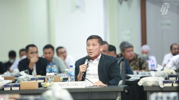 Direktur Utama PT Liga Indonesia Baru Ferry Paulus - LIB