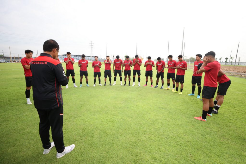 Timnas U-22 Indonesia berdoa - PSSI